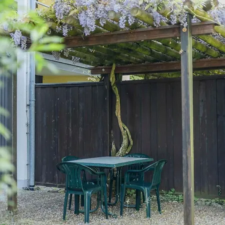 Ferienwohnpark Zwei-zimmer-apartment 51 05 Immenstaad am Bodensee